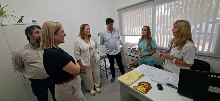 Rosario: la Provincia reabrió el centro de salud Pedro Fiorina tras una reforma integral