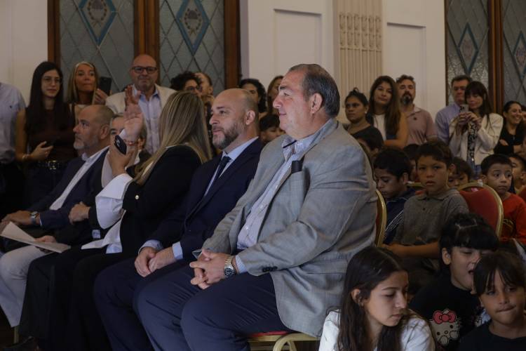 Poletti participó del acto que permitirá a la Provincia avanzar en la creación del Polo de la Niñez