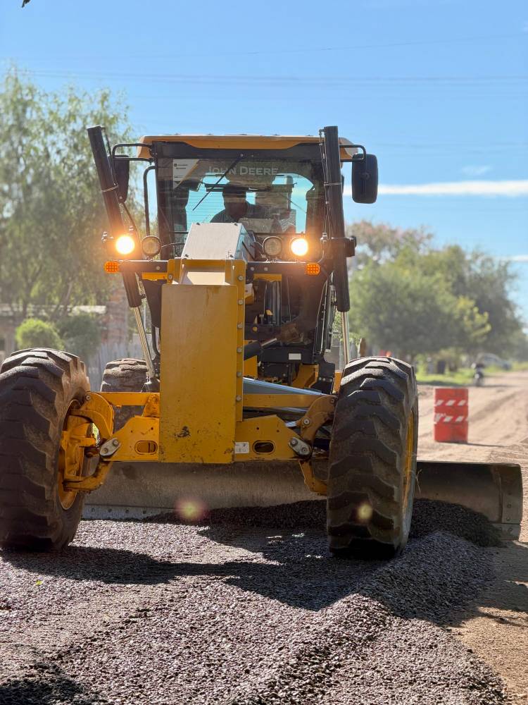 El Municipio continúa con el Plan Intensivo de Mejorado Pétreo en barrio Las Vegas