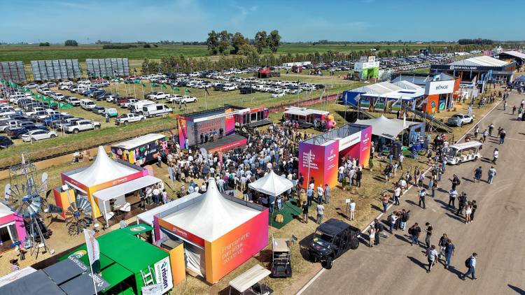Récord histórico en Expoagro: Santa Fe impulsó más de 4.500 solicitudes de crédito y superó los $ 197.000 millones en financiamiento