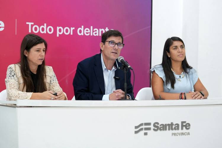 Recibos de sueldo en mano, Provincia mostró cómo impactó el aumento en el sector docente: “Cumplimos nuestra palabra”