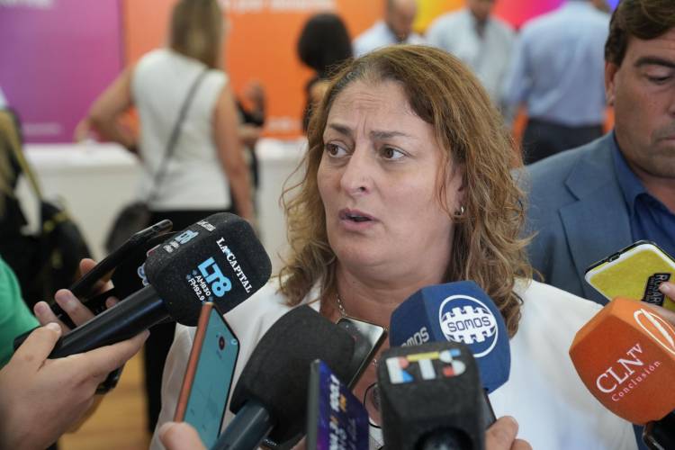 Salud: ante la imprevisibilidad nacional, Provincia planifica la compra de medicamentos de alto costo