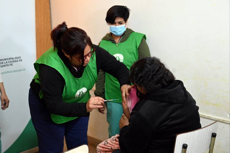 Se relanza la campaña de vacunación en las escuelas de la ciudad