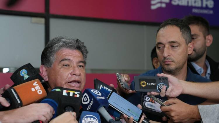 Monitoreo permanente de la Provincia para el seguimiento en tiempo real del río Salado y las precipitaciones