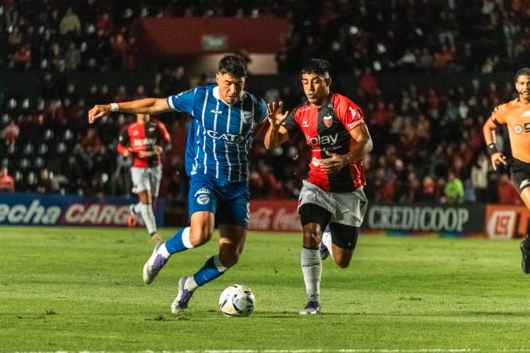 Colón con uno menos empató y mantuvo el invicto en el brigadier López