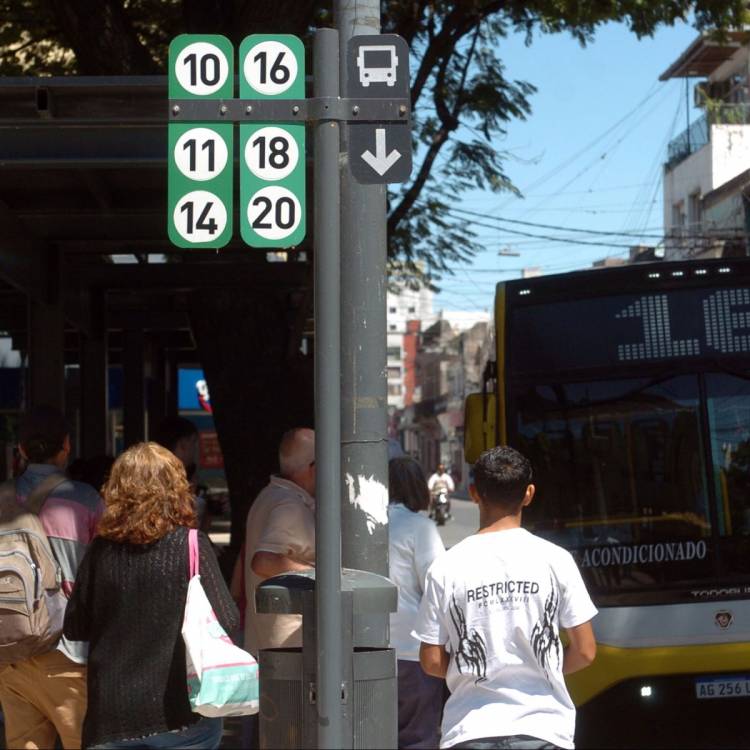 El boleto de colectivo se actualiza y vuelve el descuento para quienes usan la tarjeta SUBE