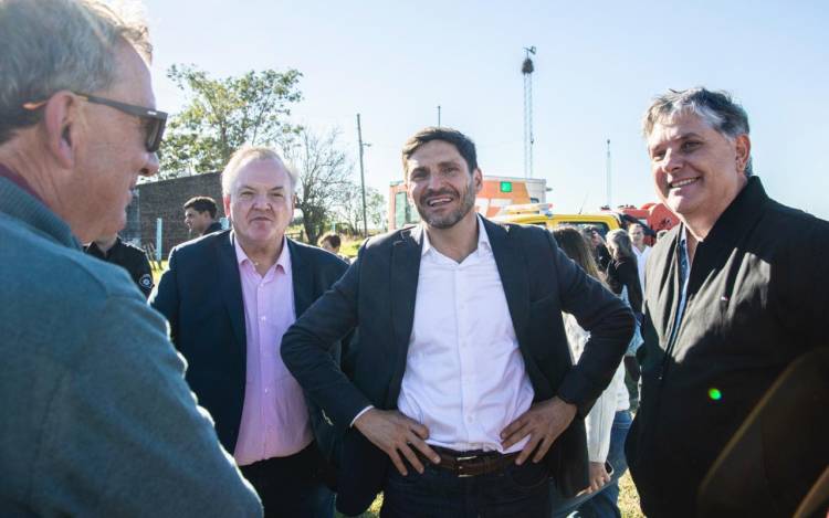 Pullaro: “Gobernar hoy es generar trabajo y llevar obras a cada localidad de la provincia”