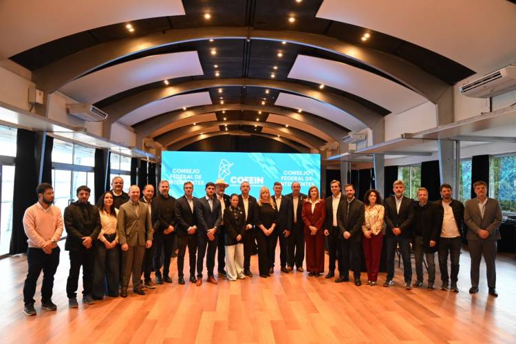 Poletti participó de una nueva cumbre federal de intendentes para reclamar fondos nacionales