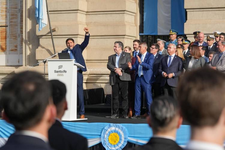 Pullaro: “La Revolución de Mayo nos enseñó que las transformaciones verdaderas requieren valentía, diálogo y sentimiento colectivo”