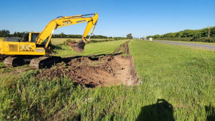Un 2026 de intensas lluvias: la gestión provincial acelera la ejecución de obras en más de 100 localidades de alto riesgo hídrico