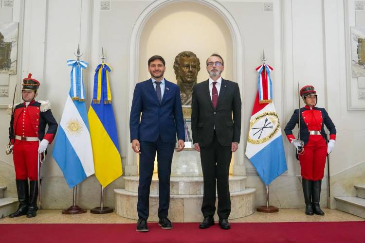 Pullaro recibió al embajador de Ucrania en Argentina