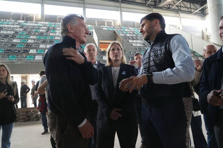 Pullaro y Macri recorrieron una de las obras emblemáticas para los Juegos Suramericanos: el Estadio Multipropósito de Santa Fe