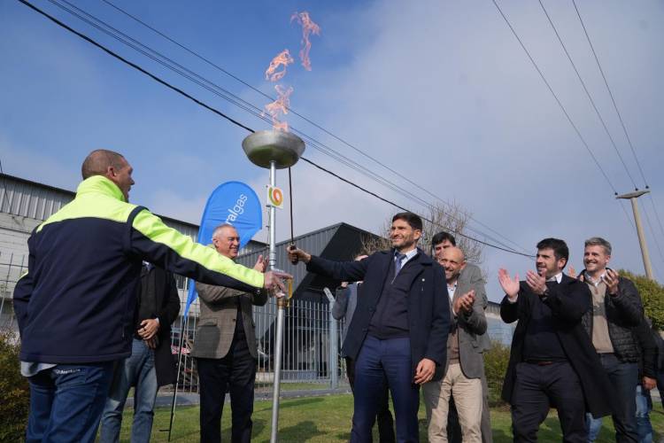Pullaro inauguró el Gasoducto Regional Sur: “En Santa Fe la obra pública no es sinónimo de corrupción, sino de desarrollo, igualdad y trabajo”