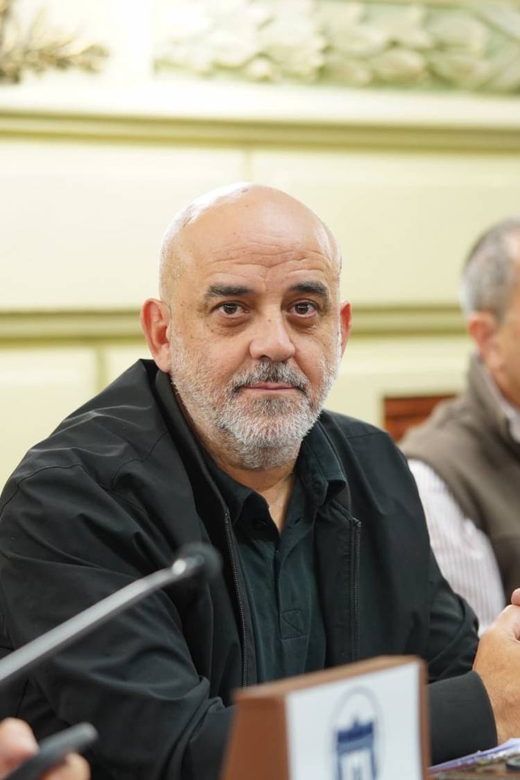 Palo Oliver insiste en el proyecto de prosumidores residenciales
