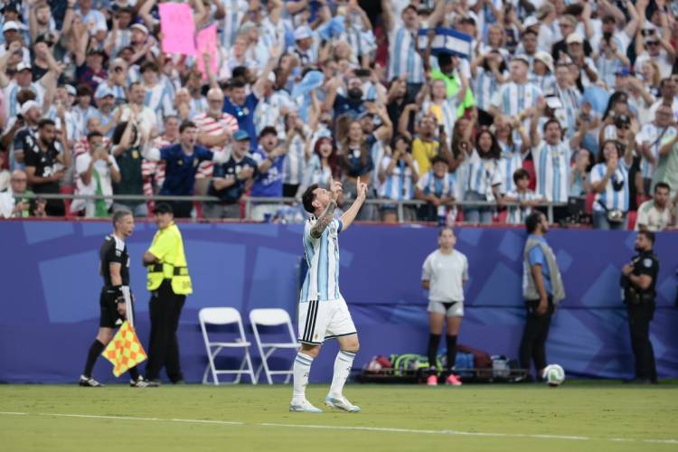 Argentina rompió la racha negativa que arrastraba en debuts mundialistas tras coronarse campeona