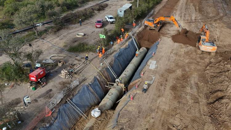 Acueducto Biprovincial Santa Fe-Córdoba: ya se colocaron más de 4.600 metros de conductos troncales