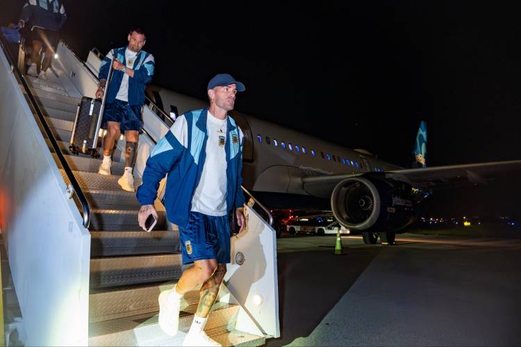 La Selección argentina llegó a Miami para el duelo ante Cabo Verde