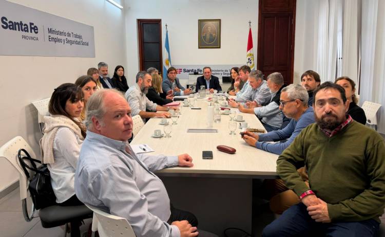 Provincia reabrió la paritaria con los gremios de la salud
