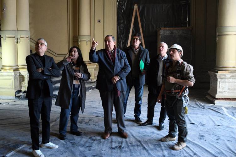 Poletti sobre la obra del Teatro Municipal: “Es un trabajo artesanal para todos los santafesinos” 