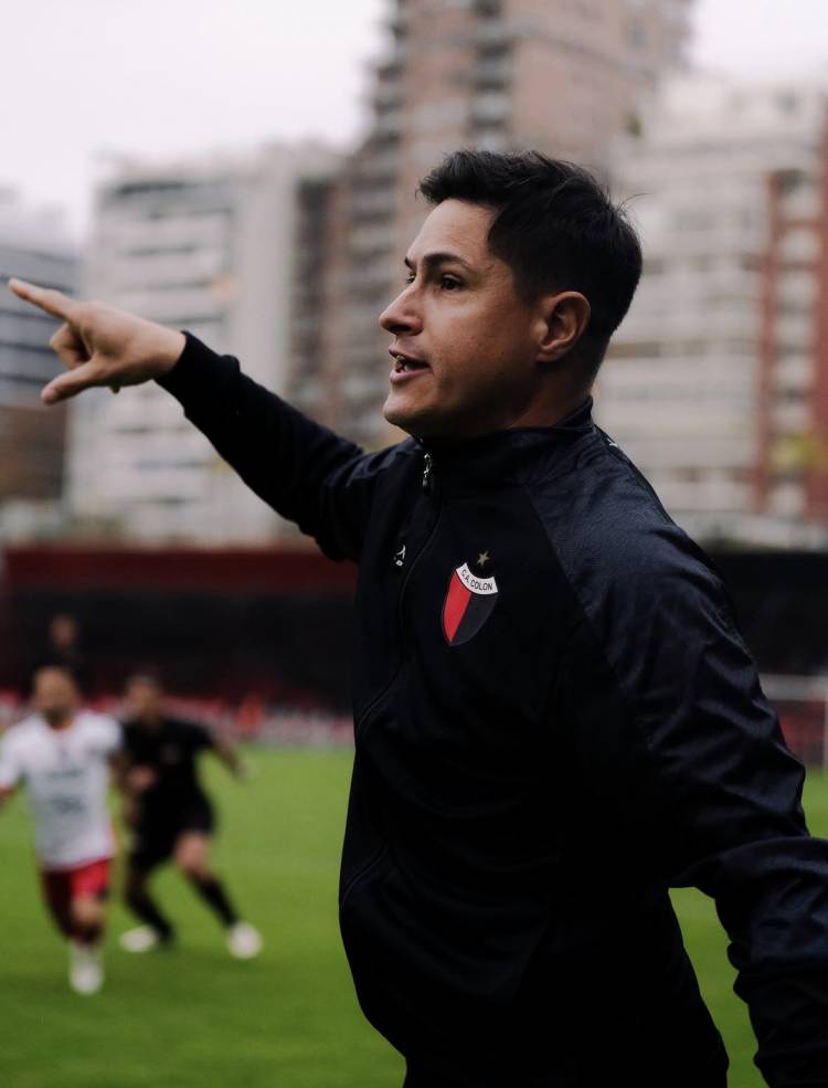 La reflexión de Medrán en Colón: "Duele este golpe, porque había mucha ilusión"