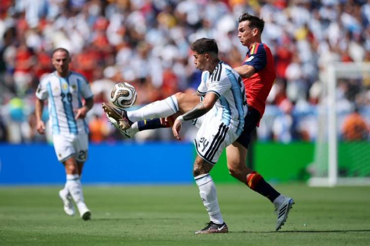 Argentina luchó hasta al final, pero cayó ante España en la final del Mundial 2026