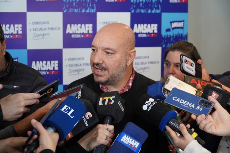 El gobierno provincial vuelve a castigar a la docencia que defiende la escuela pública 