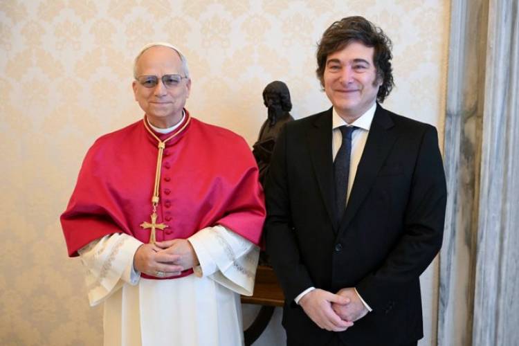 El canciller Quirno celebró la confirmación de la visita del papa León XIV a la Argentina