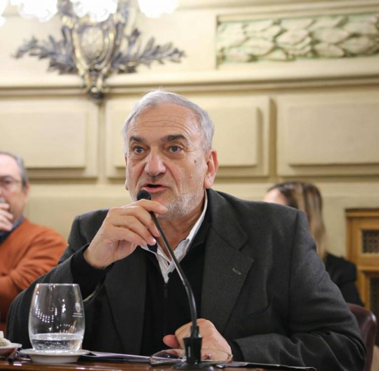 Calvo pide gestionar el regreso del tren de pasajeros Buenos Aires-Tucumán con paradas en Rafaela y Sunchales