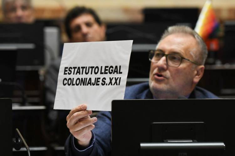 Lewandowski: “No están pensando en desarrollar la Argentina; vienen a llevarse todo y no dejarnos nada”