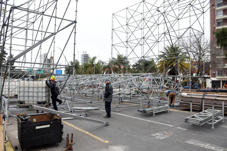 Santa Fe recibe el Fuego Suramericano y vuelve a encender el Puente Colgante