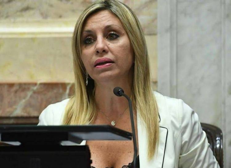 Sacnun cuestionó la reforma electoral de Pullaro y la comparó con la Década Infame