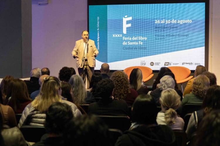 Con más de 70 stands, abrió sus puertas la XXXII Feria del Libro en la Estación Belgrano