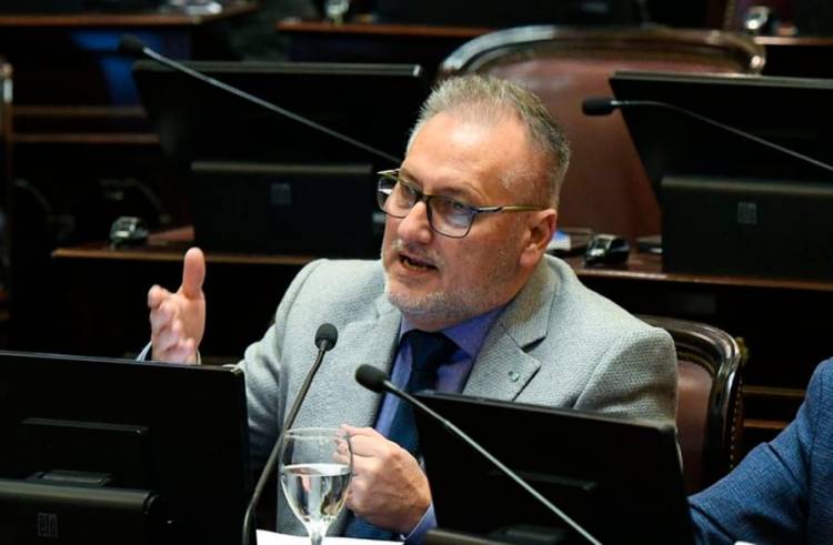 Lewandowski: "El Gobierno ve la economía con los visores de realidad virtual puestos"