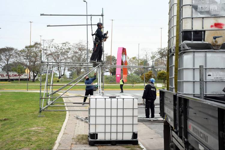 Juegos Suramericanos: avanza el montaje de los escenarios deportivos en la Costanera Este