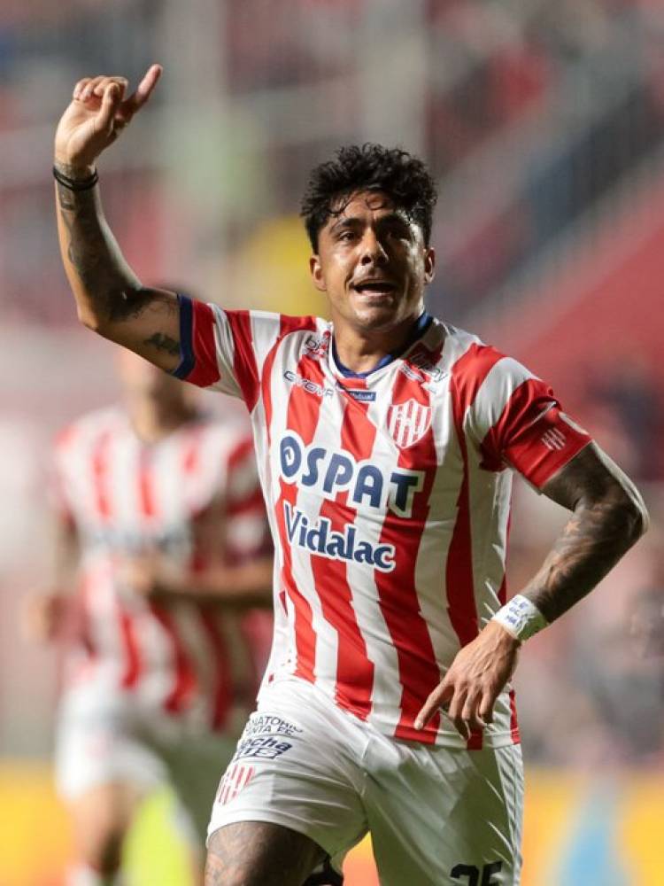 Tarragona, el goleador que volvió a sonreír: "Necesitábamos este triunfo"