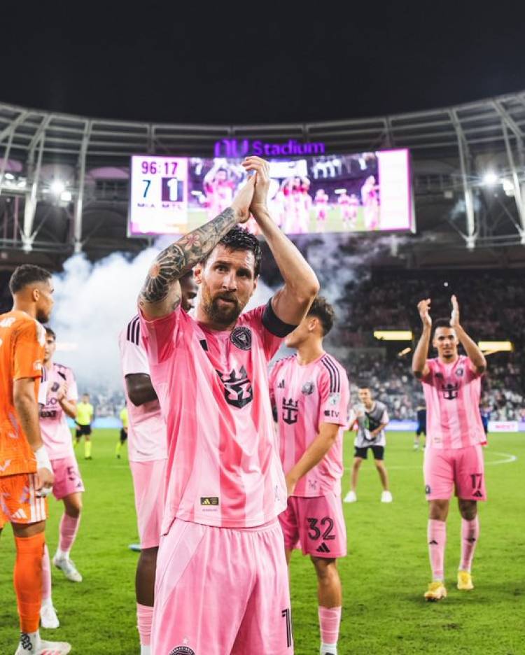 Con un póker de Messi, el Inter Miami goleó a Montreal y quebró la racha negativa