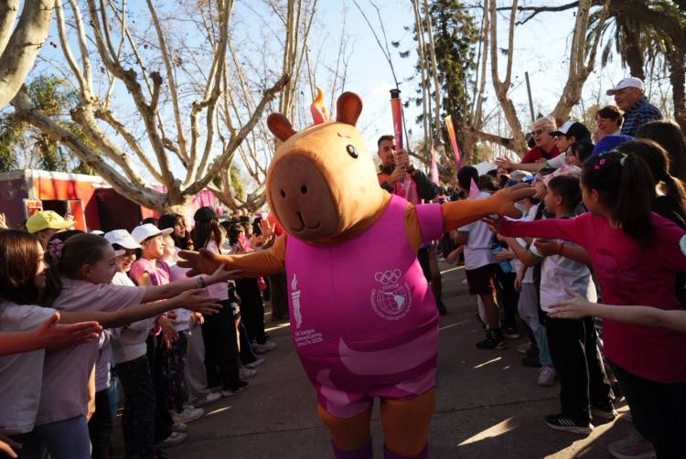 Casilda vivió la llegada del Fuego Suramericano y se sumó a la cuenta regresiva