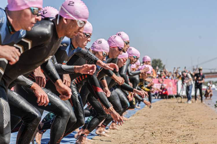 Triatlón masculino: Chile hizo historia y Santa Fe acompañó un podio lleno de emociones