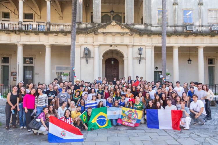 Confraternización: Sabores y culturas del mundo en la UNL