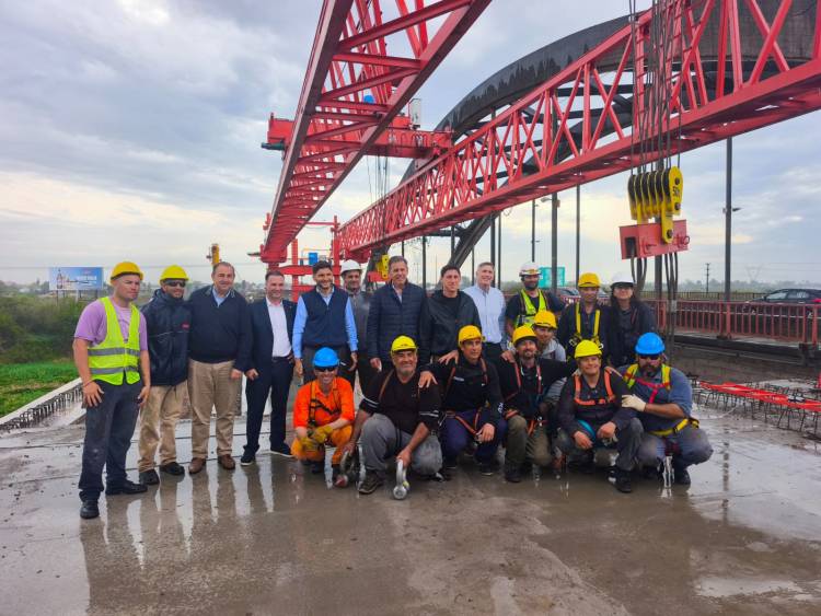 Poletti recorrió junto a Pullaro los avances del nuevo puente Santa Fe-Santo Tomé
