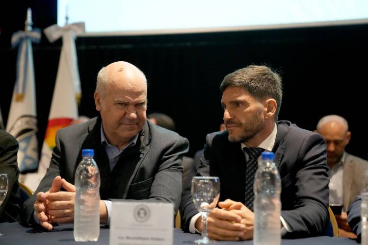 ¨Pullaro en el Congreso de la Federación Agraria: “Después de tres años de gestión, los recibimos en una ciudad y una provincia pacificada”