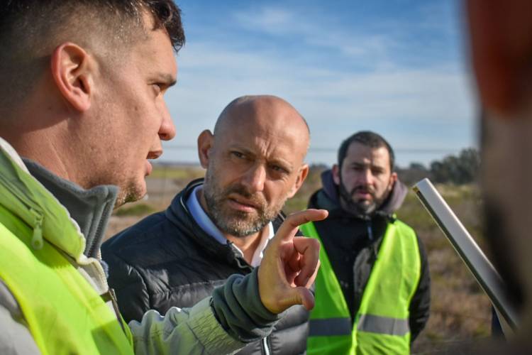 Santa Fe reduce costos logísticos: Papel Prensa ya opera con bitrenes de 75 toneladas en la Ruta 94
