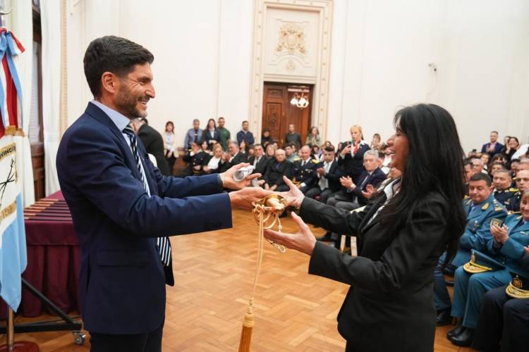 Pullaro reconoció a policías reincorporados: “Ustedes cambiaron la institución policial y el rumbo de la provincia de Santa Fe”