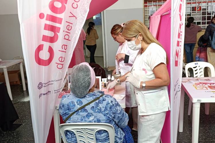 Octubre Rosa en el Mira y López: Provincia dispone de 500 turnos para mamografías esta semana en el norte de la ciudad
