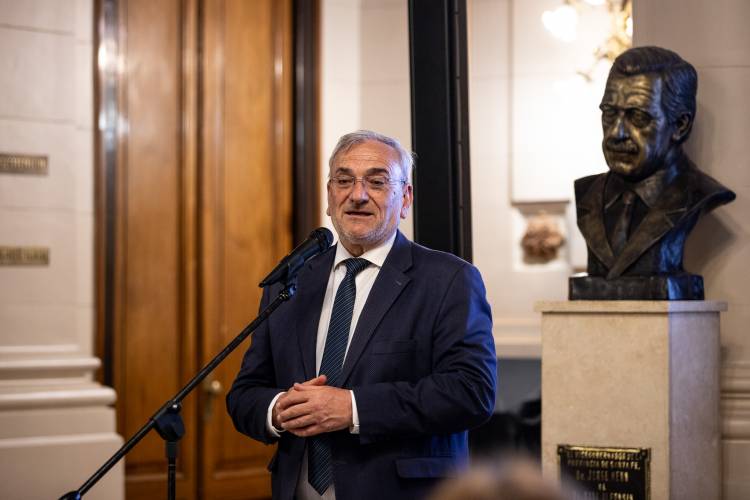 El Senado fue sede de la presentación del cortometraje “Raíces del barro”
