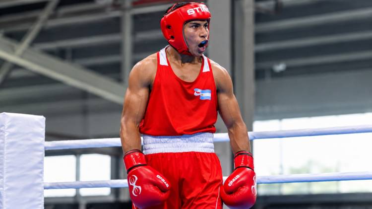 El reconquistense Nicolás Peralta se consagró campeón del Mundial de Boxeo Juvenil en Montenegro
