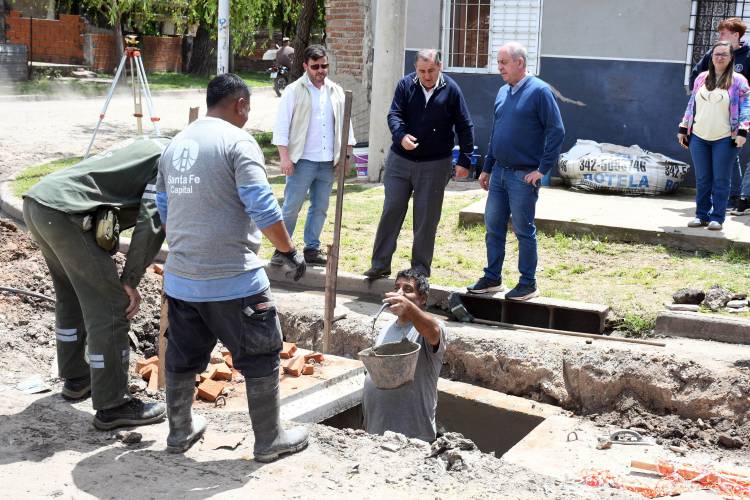 Poletti supervisó la etapa final de la obra del desagüe Perú en Barranquitas