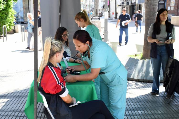 Día Mundial del ACV: con capacitación a los equipos de salud, Provincia avanza en la ampliación de la red de atención
